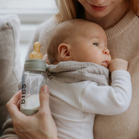 BIBS stiklinis maitinimo buteliukas 110 ml (šalavijas) 0+ mėn kaina ir informacija | Buteliukai kūdikiams ir jų priedai | pigu.lt