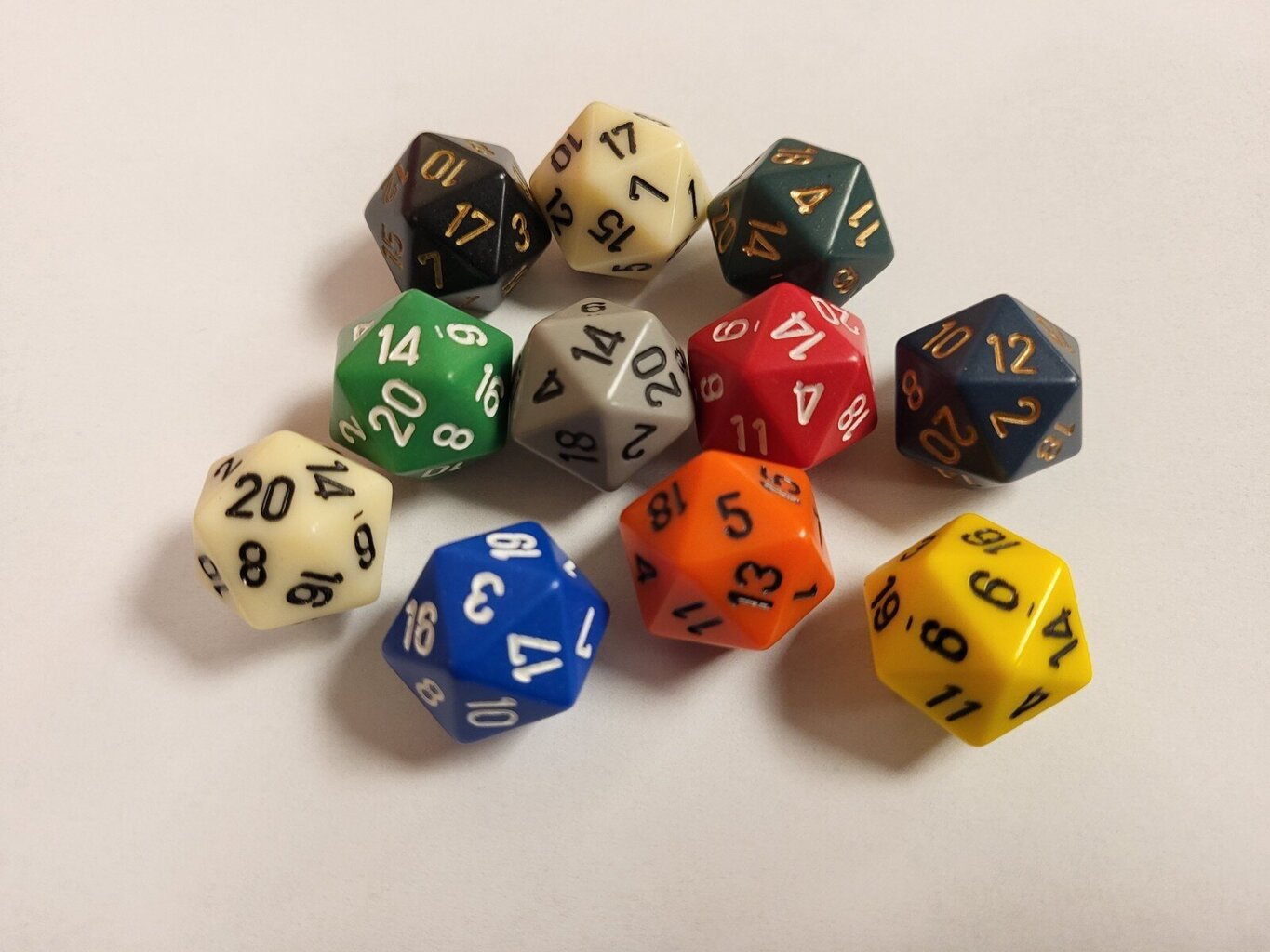 Žaidimų kauliukas Chessex d20 Polyhedral Dice, 1 vnt цена и информация | Stalo žaidimai, galvosūkiai | pigu.lt