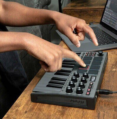 Klavišinis muzikos instrumentas Akai, MPK Mini MK3, MIDI USB kaina ir informacija | Klavišiniai muzikos instrumentai | pigu.lt