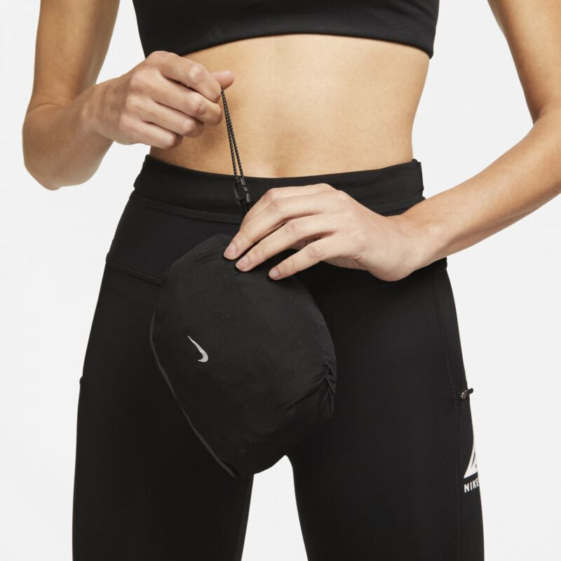 Nike moteriška striukė GORE-TEX W DM7565-010 kaina ir informacija | Sportinė apranga moterims | pigu.lt