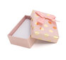 Beneto Rožinė dovanų dėžutė su auksiniais taškais KP7-8 kaina ir informacija | Dovanų pakavimo priemonės | pigu.lt
