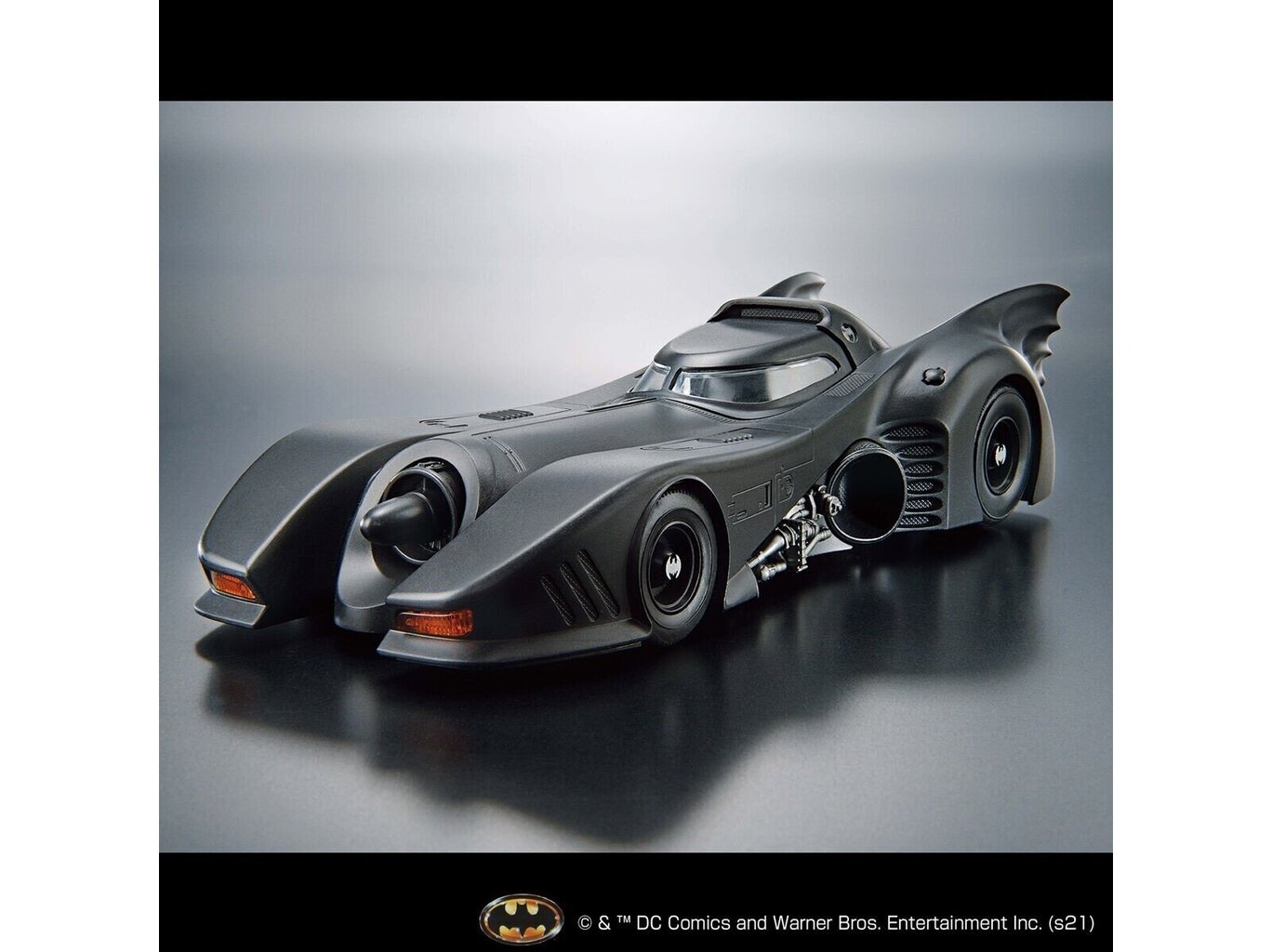 Surenkamas modelis Batmobile Bandai kaina ir informacija | Konstruktoriai ir kaladėlės | pigu.lt