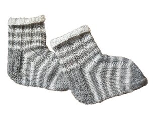 Детские носки ручной вязки - длина стопы 6-12 месяцев, 9 см. цена и информация | Колготки, носочки для новорожденных | pigu.lt