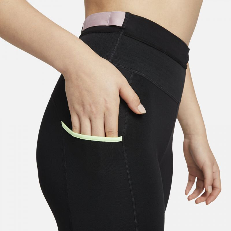 NIKE WMNS YOGA LUXE ŠORTAI