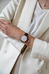 Laikrodis moterims Isabella Ford FA6S088R kaina ir informacija | Moteriški laikrodžiai | pigu.lt
