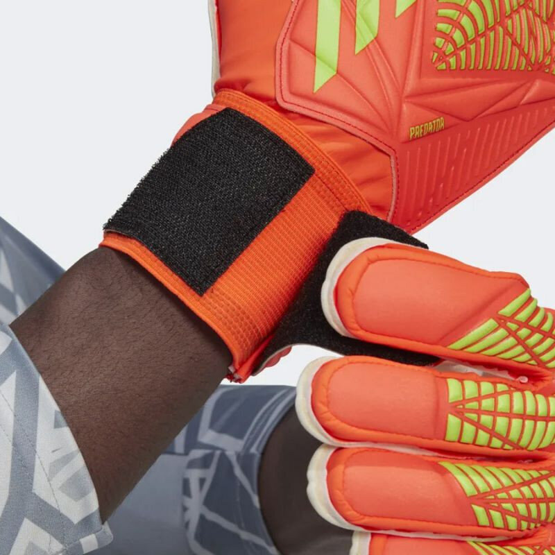 Vartininko pirštinės Adidas Predator Gl MTC HC0617, oranžinės kaina ir informacija | Futbolo apranga ir kitos prekės | pigu.lt