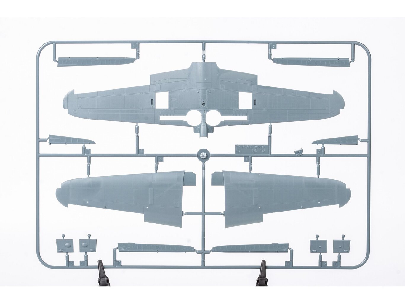 Surenkamas modelis Eduard A6M2 Zero Type 11 ProfiPack Edition, 1/48, 82211 kaina ir informacija | Konstruktoriai ir kaladėlės | pigu.lt