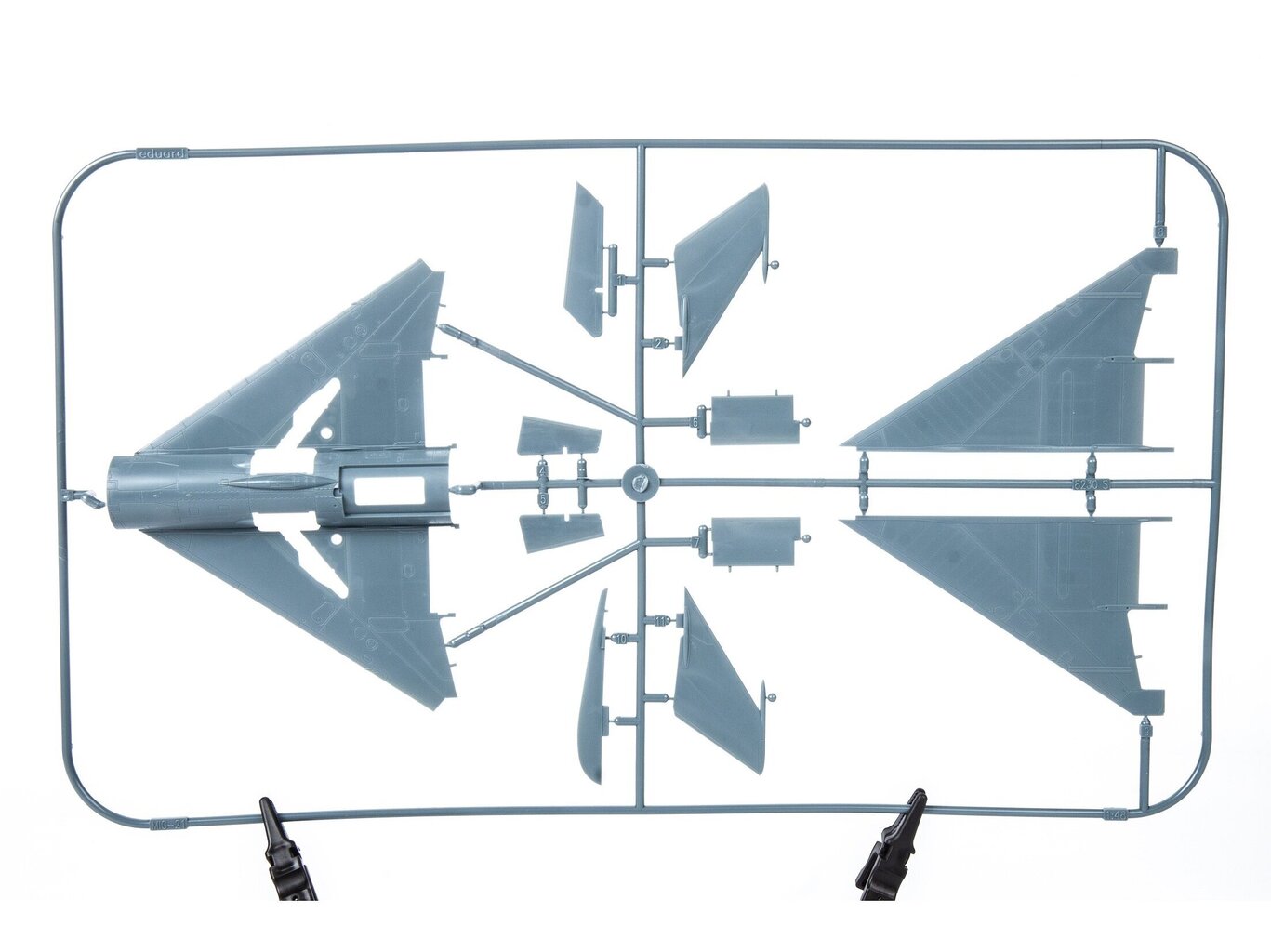 Surenkamas modelis Eduard MiG-21PF ProfiPack Edition, 1/48, 8236 kaina ir informacija | Konstruktoriai ir kaladėlės | pigu.lt