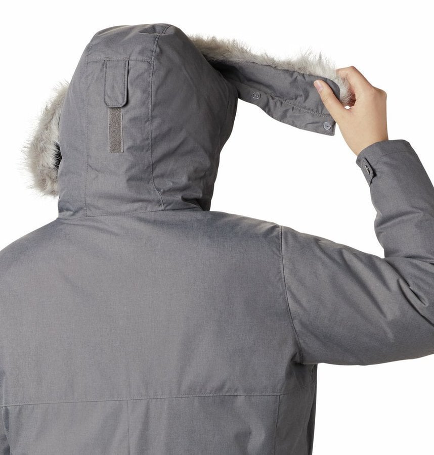 Columbia Žieminė striukė Suttle Mountain™ Long Insulated Jacket Juoda  Regular Fit