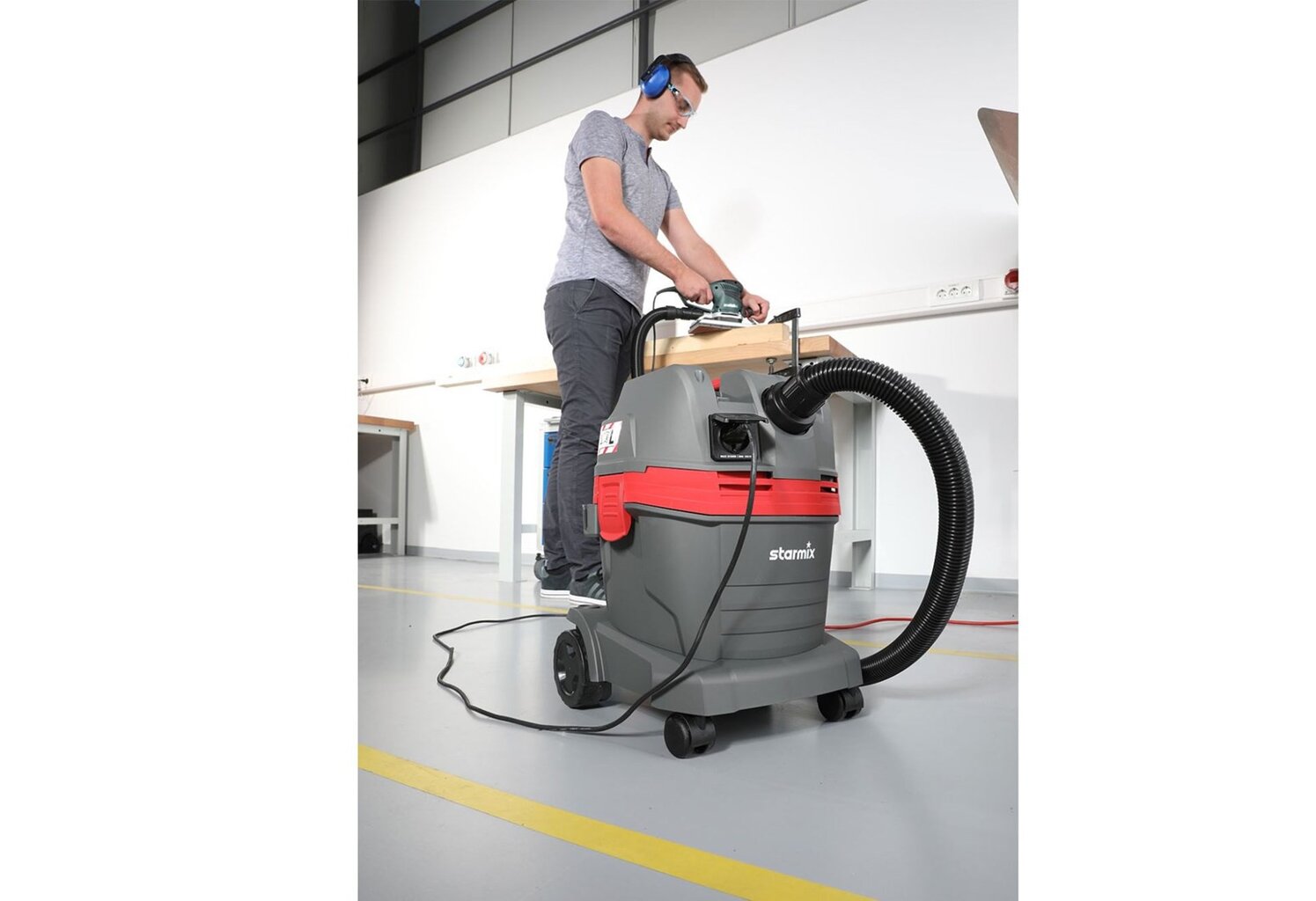 Starmix APL-1422 EWR 22 L Cylinder vacuum Dry&wet 1400 W Dust bag kaina ir informacija | Dulkių siurbliai | pigu.lt