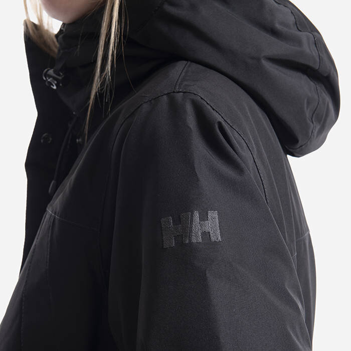 Striukė moterims Helly Hansen, juoda kaina ir informacija | Striukės moterims | pigu.lt