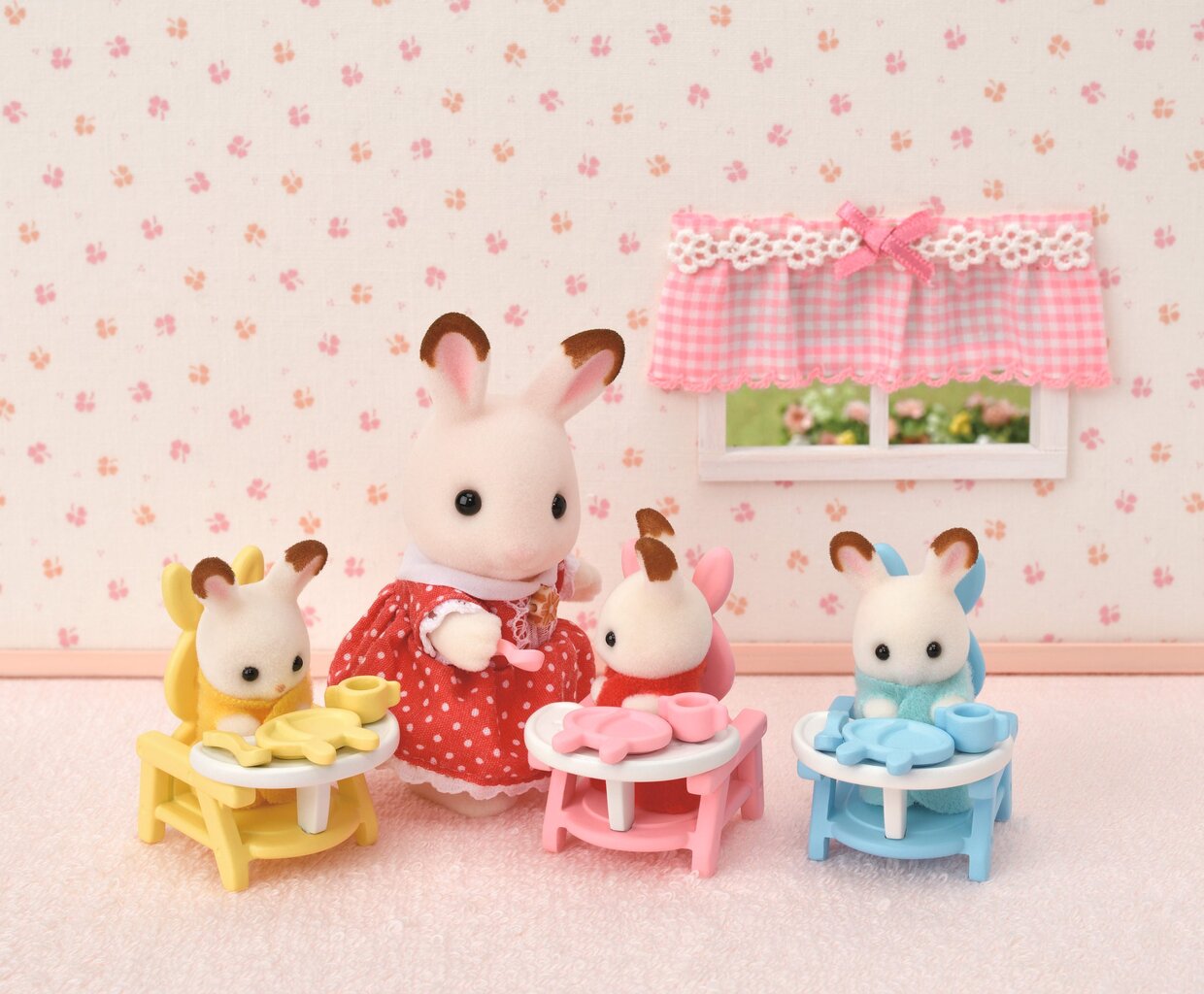 SYLVANIAN Bunny trynukai raudonomis ausytėmis 05532 kaina ir informacija | Žaidėjų atributika | pigu.lt