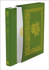 Sir Gawain and the Green Knight: With Pearl and Sir Orfeo Deluxe Slipcased edition цена и информация | Поэзия | pigu.lt