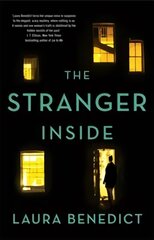 Stranger Inside: A twisty thriller you won't be able to put down цена и информация | Фантастика, фэнтези | pigu.lt