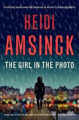 Girl in the Photo kaina ir informacija | Fantastinės, mistinės knygos | pigu.lt