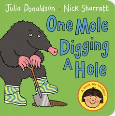One Mole Digging A Hole Main Market ed цена и информация | Книги для самых маленьких | pigu.lt