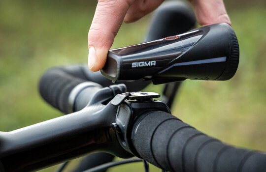 Apšvietimo komplektas Sigma Aura 100 + Blaze Link USB kaina ir informacija | Žibintai ir atšvaitai dviračiams | pigu.lt