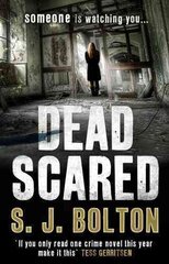 Dead Scared: Lacey Flint Series, Book 2 цена и информация | Фантастика, фэнтези | pigu.lt