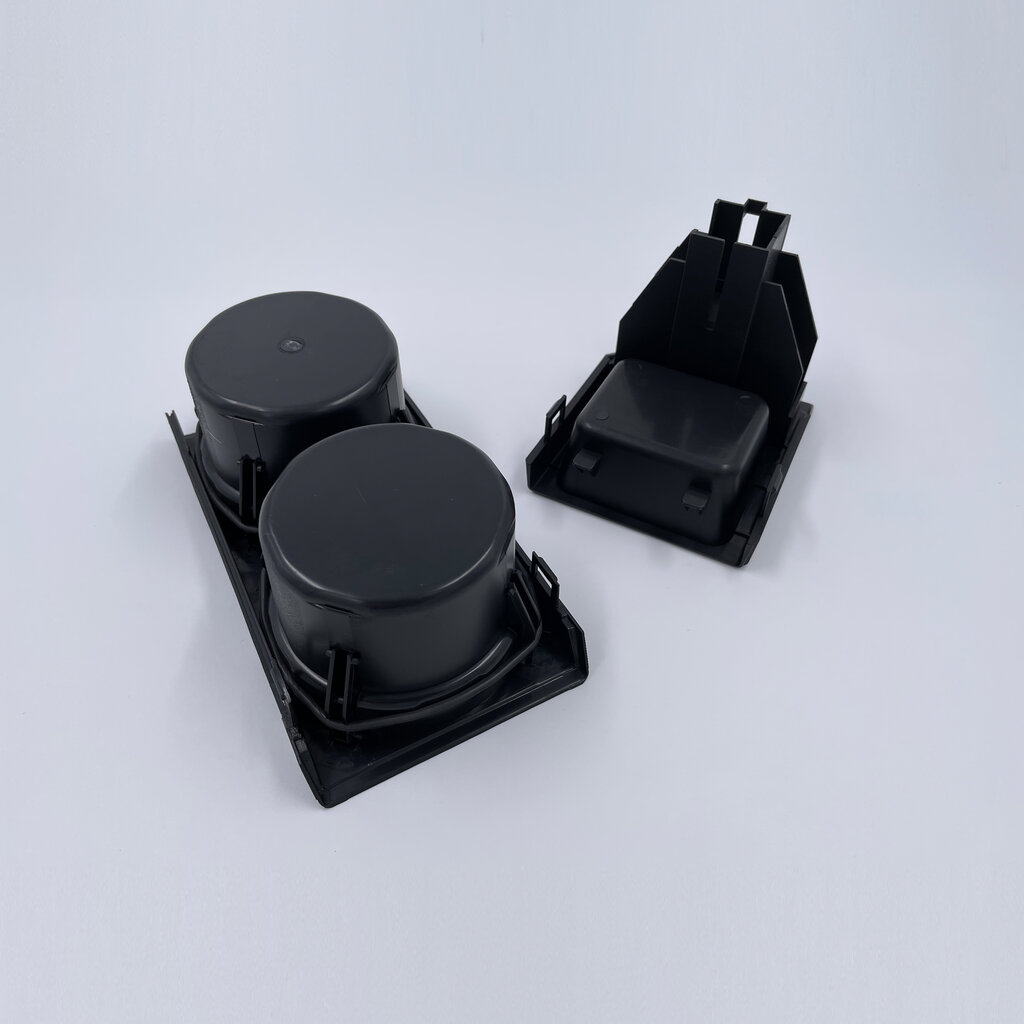 Juodas puodelių laikiklis su monetų dėtuve BMW E46 modeliams kaina ir informacija | Auto reikmenys | pigu.lt