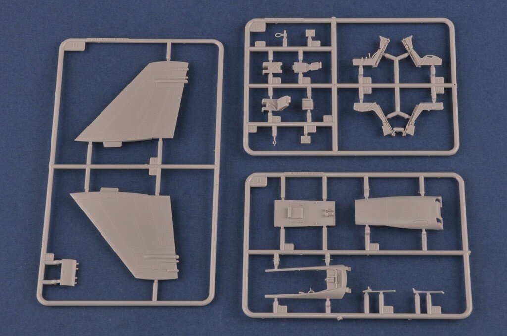 Hobby Boss naikintuvas ir atakos lėktuvas RAAF F / A-18C kaina ir informacija | Kolekciniai modeliukai | pigu.lt
