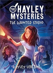 Hayley Mysteries: The Haunted Studio цена и информация | Книги для подростков и молодежи | pigu.lt