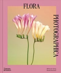 Flora Photographica: The Flower in Contemporary Photography New Edition kaina ir informacija | Fotografijos knygos | pigu.lt