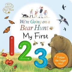 We're Going on a Bear Hunt: Let's Discover Baby Animals цена и информация | Книги для малышей | pigu.lt