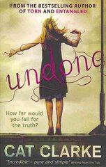 Undone: From a Zoella Book Club 2017 author kaina ir informacija | Knygos paaugliams ir jaunimui | pigu.lt
