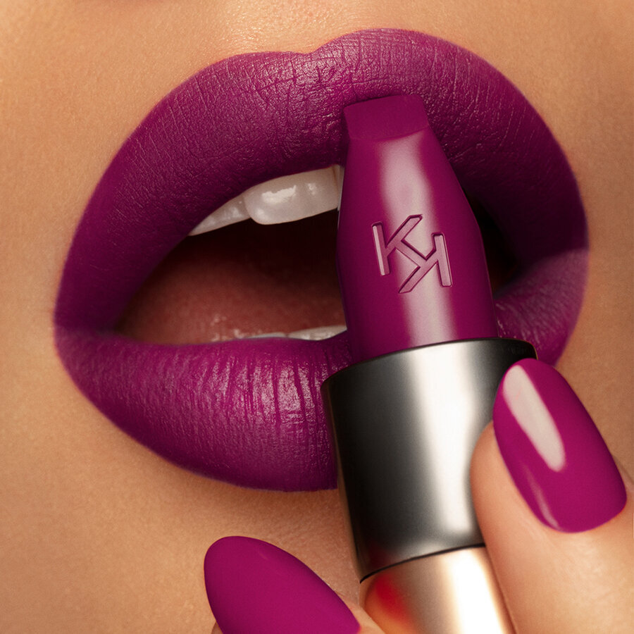 Matiniai lūpų dažai Kiko Milano Velvet Passion Matte Lipstick, 314 Plum цена и информация | Lūpų dažai, blizgiai, balzamai, vazelinai | pigu.lt