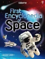 First Encyclopedia of Space New edition цена и информация | Книги для подростков  | pigu.lt