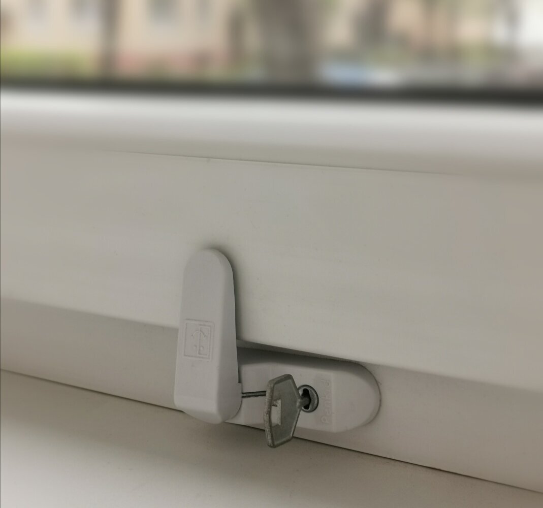 Papildomas apsauginis lango užraktas su spynele ir raktu baltos spalvos Penkid цена и информация | Spynos | pigu.lt
