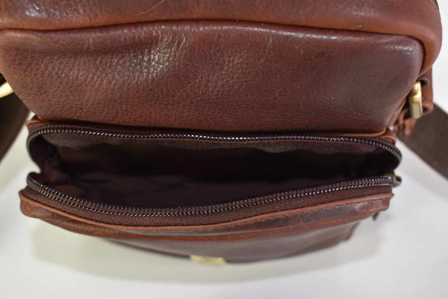 Vyriška natūralios odos rankinė Money Kepper, ruda цена и информация | Vyriškos rankinės | pigu.lt