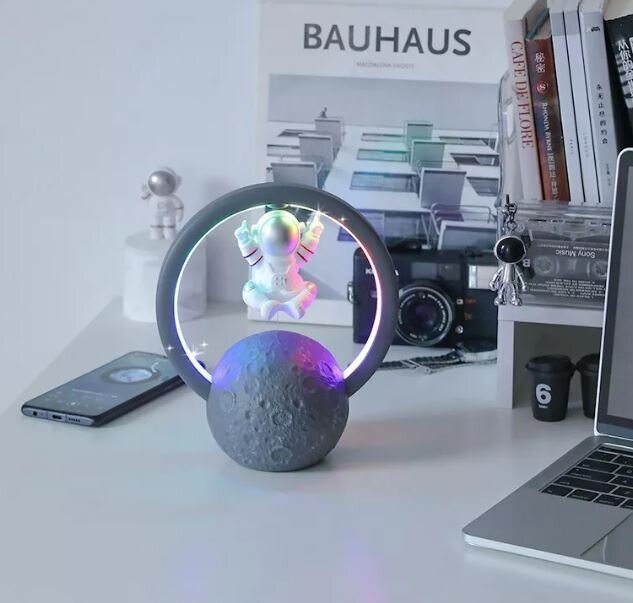 BGFHome Levituojantis Astronautas LED RGB, pilka цена и информация | Garso kolonėlės | pigu.lt