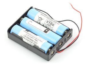 Baterijų kroviklis 3x 18650 цена и информация | Батарейки | pigu.lt