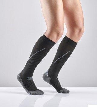 Sportinės kompresinės kojinės, juoda spalva kaina ir informacija | Moteriškos kojinės | pigu.lt