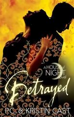 Betrayed: Number 2 in series Digital original цена и информация | Книги для подростков  | pigu.lt