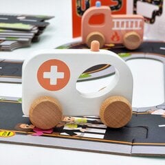 Medinis žaislinis greitosios pagalbos automobilis, Tooky Toy kaina ir informacija | Žaislai kūdikiams | pigu.lt