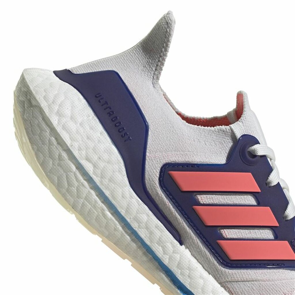 Bėgimo sportbačiai suaugusiems Adidas Ultraboost 22 kaina ir informacija | Sportiniai bateliai, kedai moterims | pigu.lt