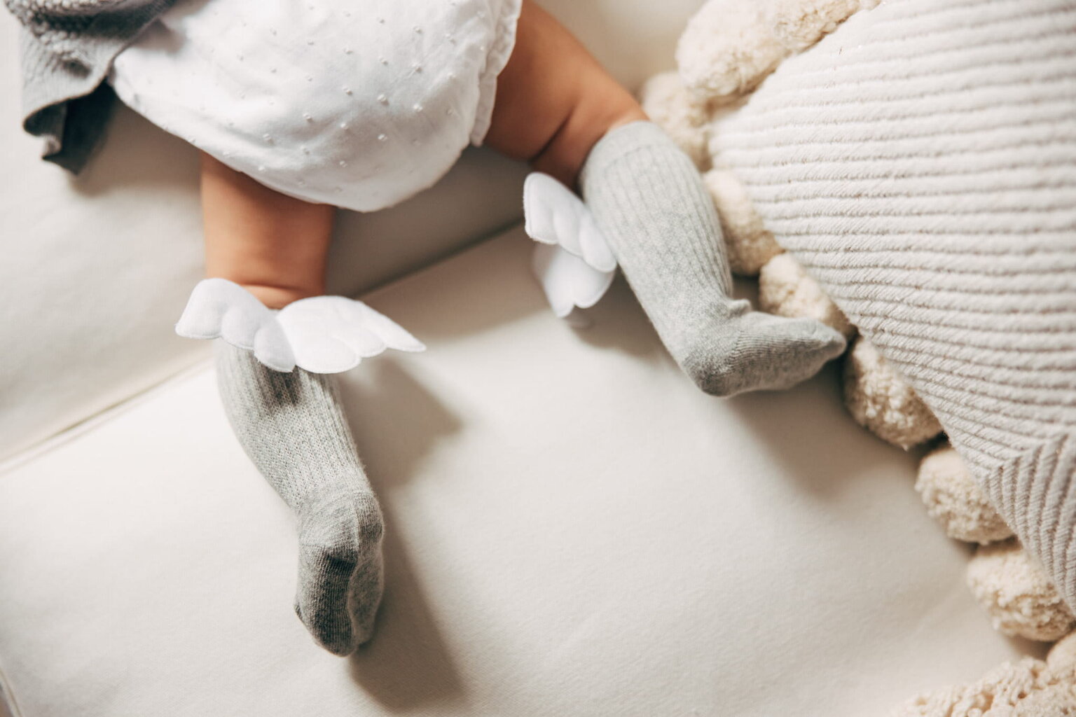 Ilgos kojinės mergaitėms Angel kaina ir informacija | Kojinės, pėdkelnės kūdikiams | pigu.lt