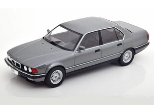 BMW 740i E32 1986 Metallic Grey MCG 1:18 MCG18161 kaina ir informacija | Kolekciniai modeliukai | pigu.lt