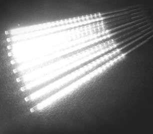 LED girliandos, lemputės meteorų lietus (šaltai baltos, 8 meteorų lazdelės) kaina ir informacija | Girliandos | pigu.lt