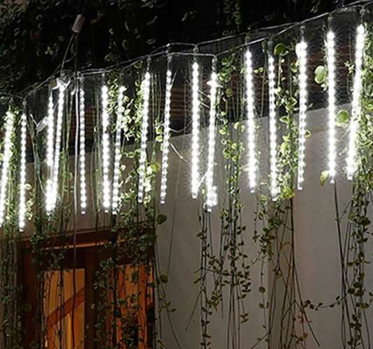 LED girliandos, lemputės meteorų lietus (šaltai baltos, 8 meteorų lazdelės) kaina ir informacija | Girliandos | pigu.lt