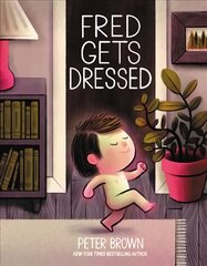 Fred Gets Dressed цена и информация | Книги для подростков и молодежи | pigu.lt