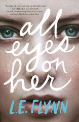 All Eyes on Her цена и информация | Книги для подростков и молодежи | pigu.lt