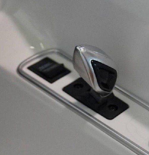 BMW i8 priekinis/galinis akumuliatoriaus jungiklis kaina ir informacija | Auto reikmenys | pigu.lt