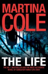 Life: A dark suspense thriller of crime and corruption цена и информация | Фантастика, фэнтези | pigu.lt