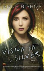 Vision In Silver: A Novel of the Others цена и информация | Фантастика, фэнтези | pigu.lt