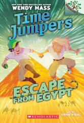 Escape from Egypt: A Branches Book (Time Jumpers #2): Volume 2 Library ed. kaina ir informacija | Knygos paaugliams ir jaunimui | pigu.lt