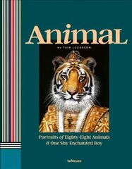 Animal: Portraits of Eighty-Eight Animals & One Shy Enchanted Boy цена и информация | Книги по фотографии | pigu.lt