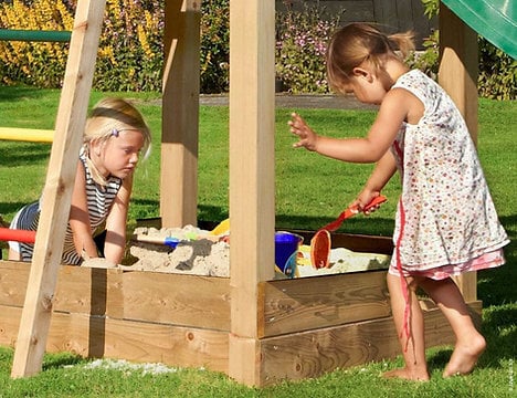 Vaikų žaidimo aikštelė Jungle Gym Hut 1-Swing, žalia kaina ir informacija | Vaikiški lauko baldai | pigu.lt